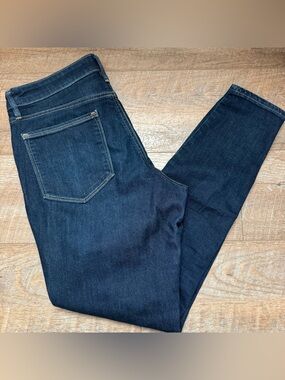 Athleta Skulptek Ultra Skinny jean Midnight 10